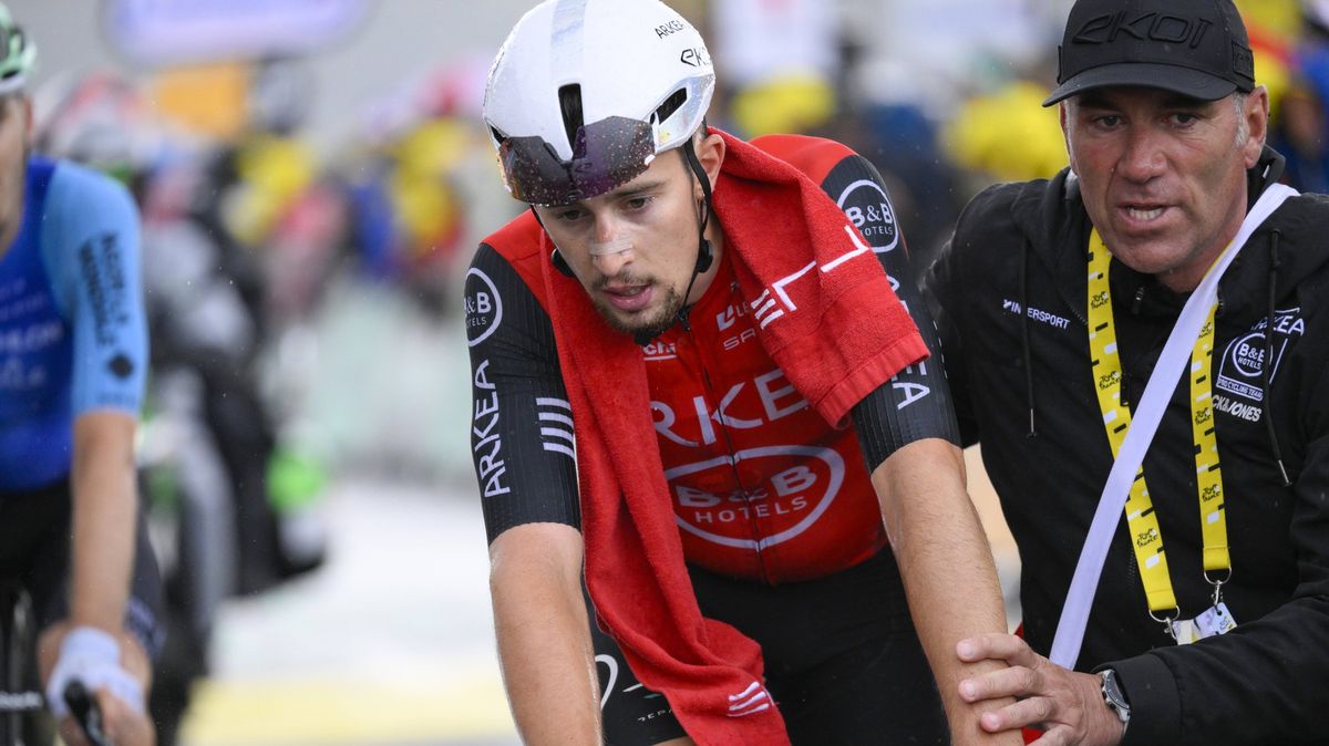 Na Tour bojoval o top pětku, teď francouzský tým zkrachoval. Cyklisté hledají novou práci